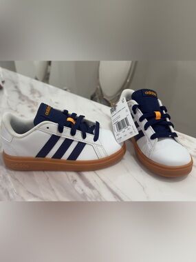 adidas Kids Court-Style Sneakers - White, Navy & Gum